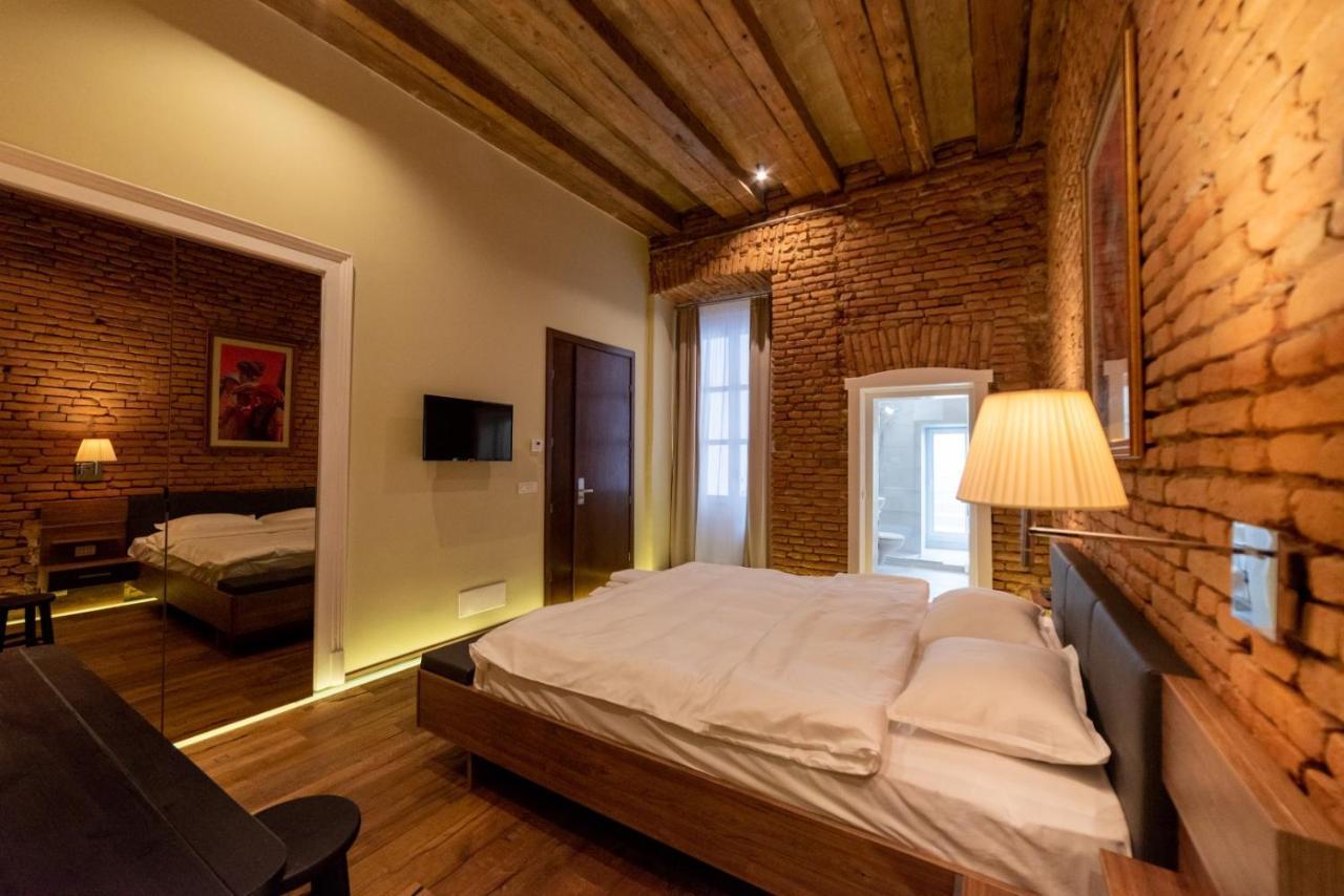 Casa Nym